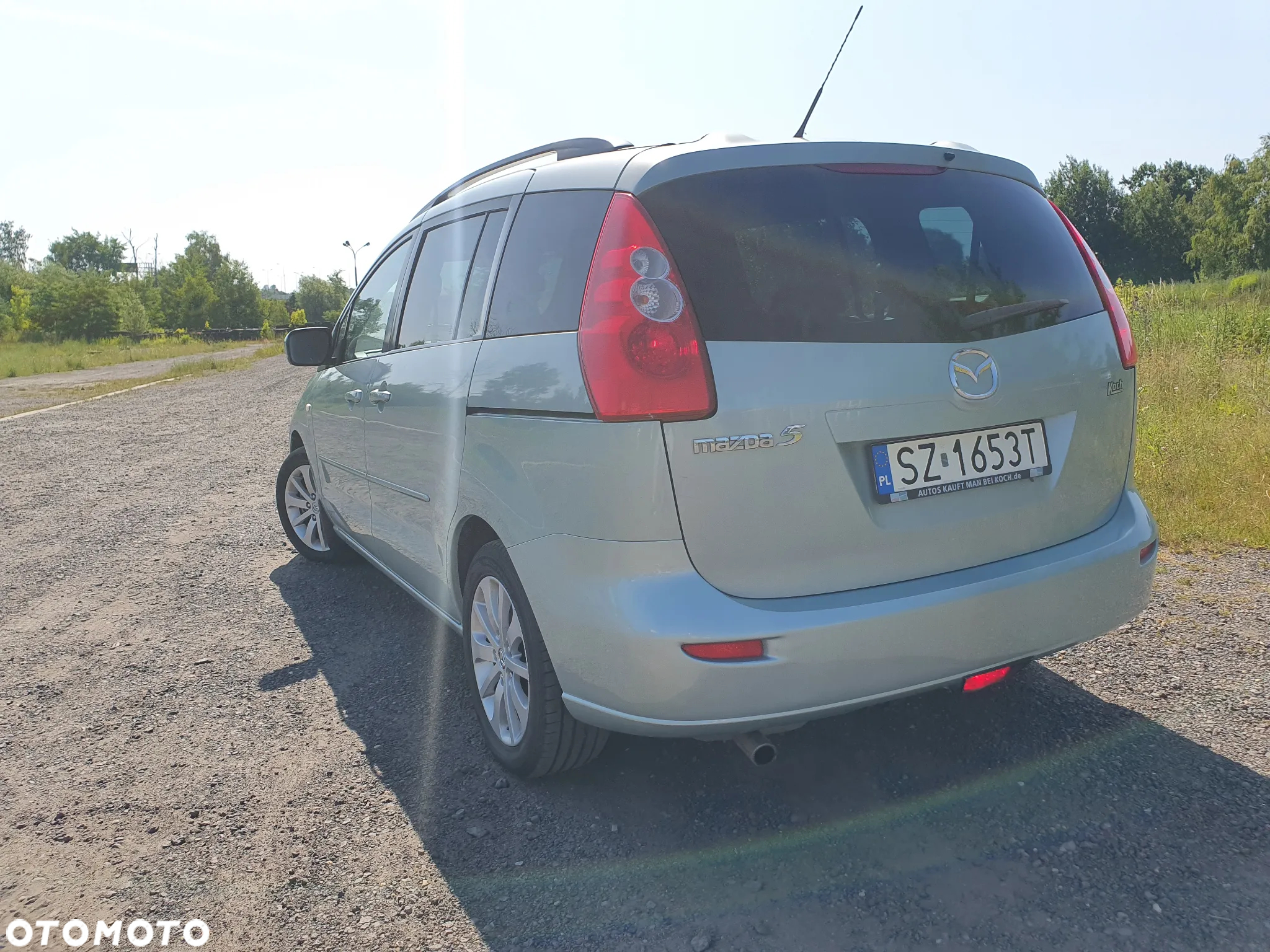 Mazda 5 2.0 Exclusive + - 13