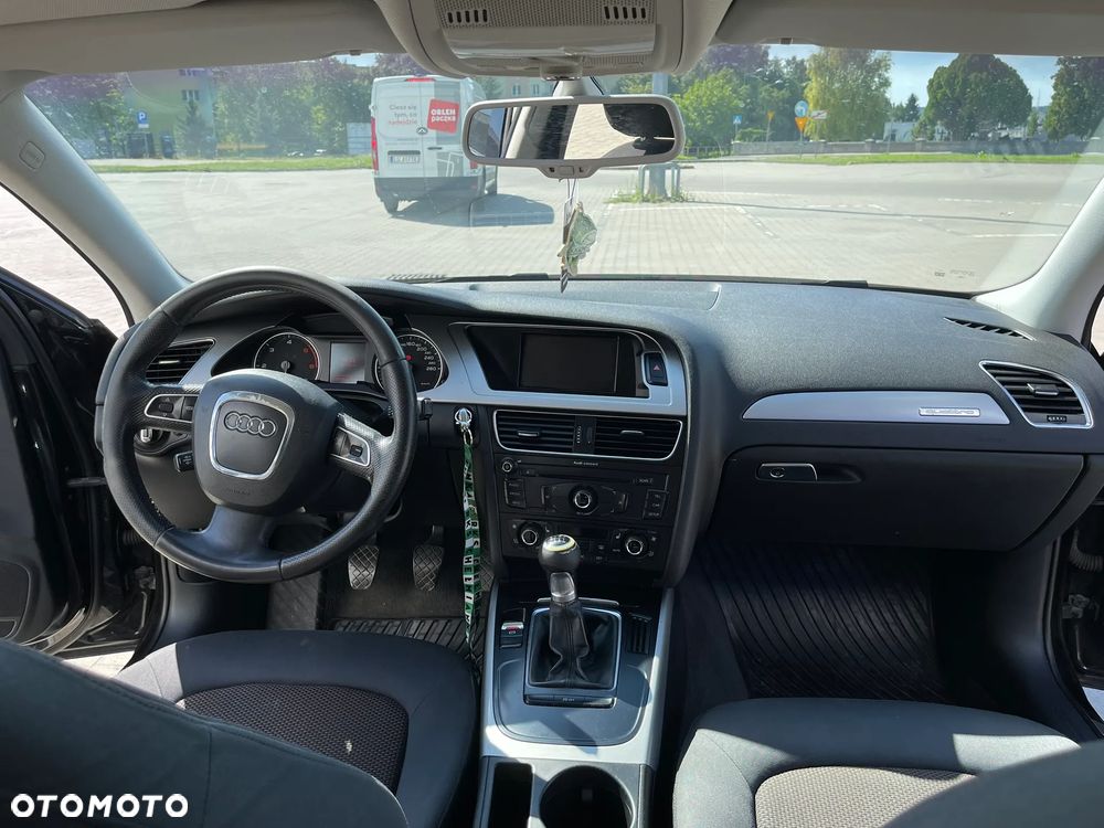 Audi A4 Allroad - 9
