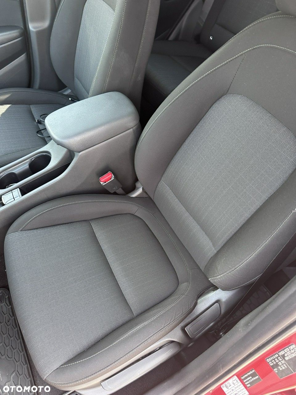 Hyundai Kona 1.6 GDI Hybrid Premium DCT - 18