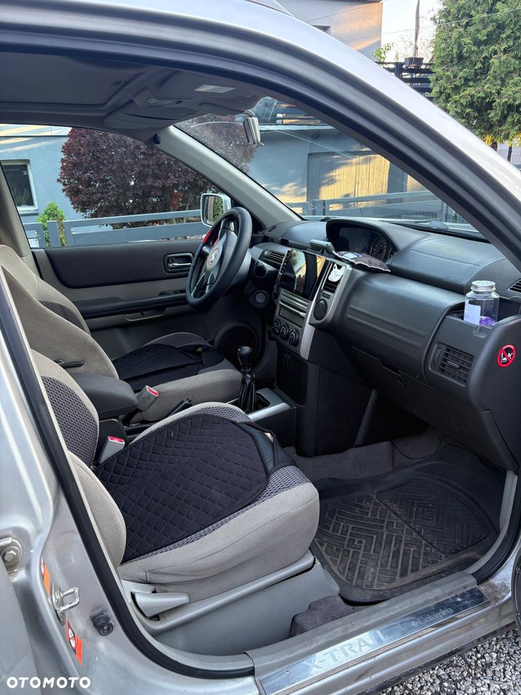 Nissan X-Trail 2.2 dCi 4x4 Columbia - 7