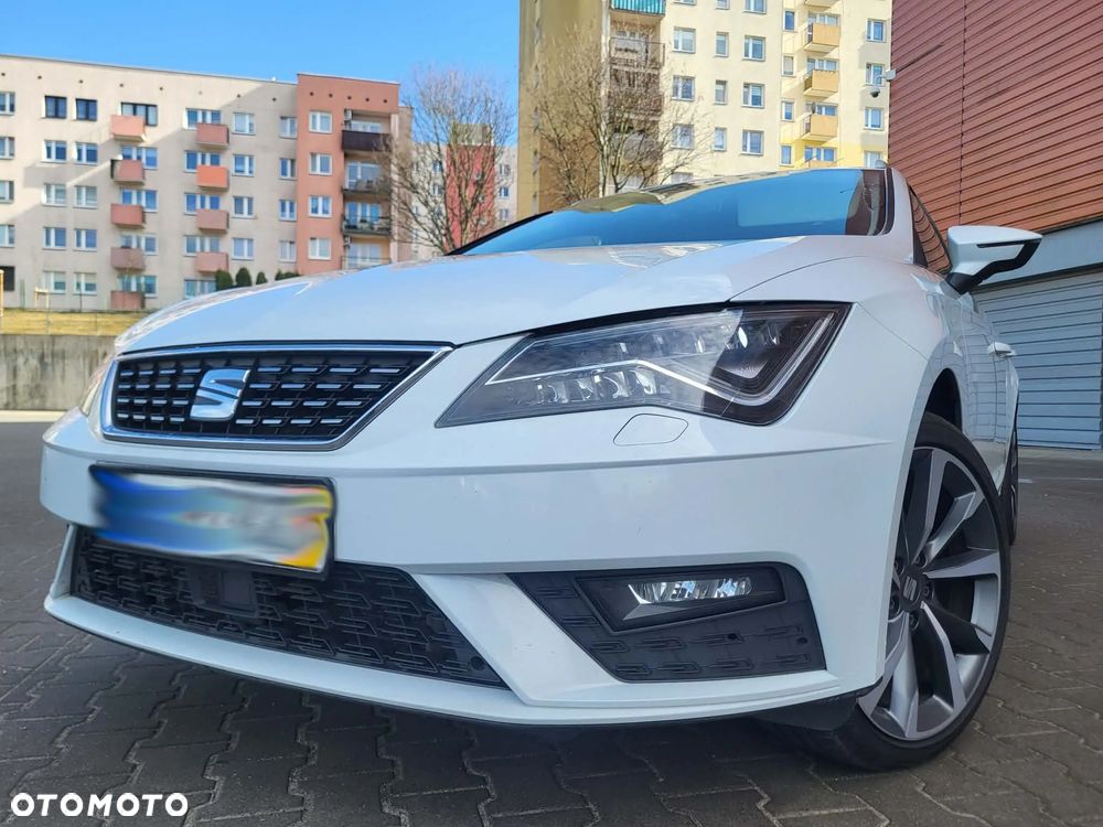 Seat Leon Sportstourer 2.0 TDI Start&Stop DSG XCELLENCE - 4