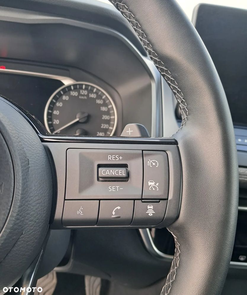 Nissan Qashqai 1.3 DIG-T MHEV N-Connecta Xtronic - 25