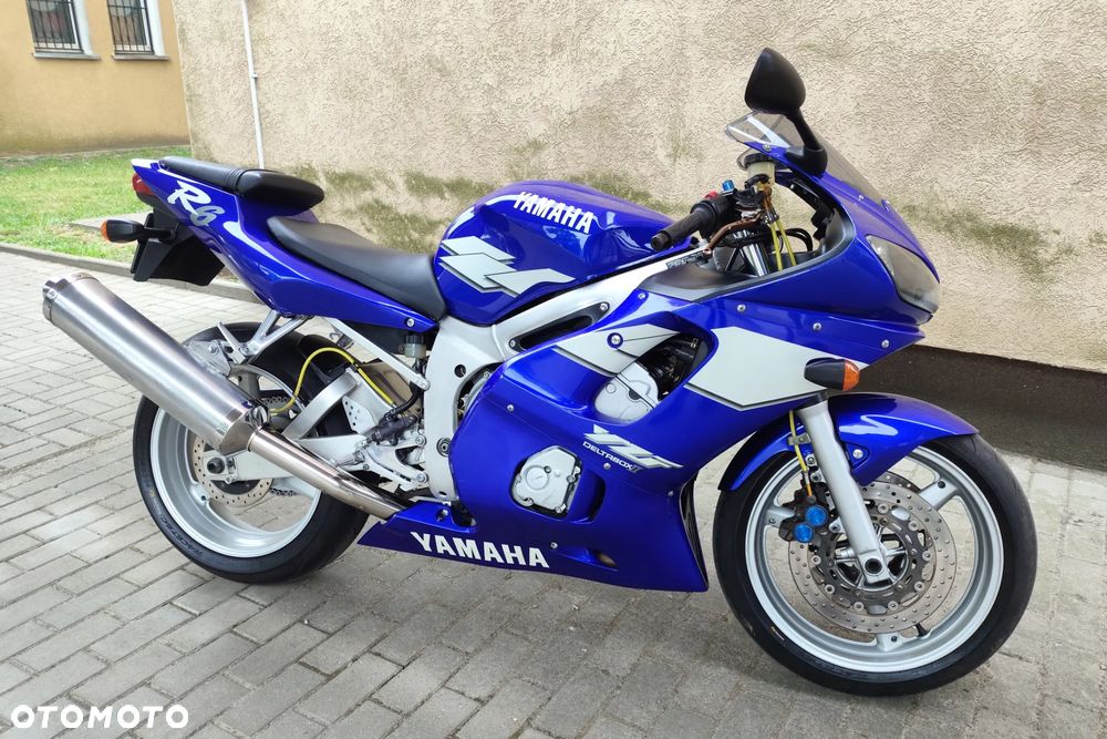 Yamaha YZF - 22