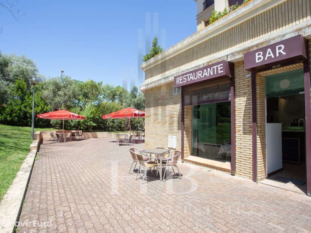 Loja Urbanização Real Forte em Sacavém - Grande imagem: 2/18