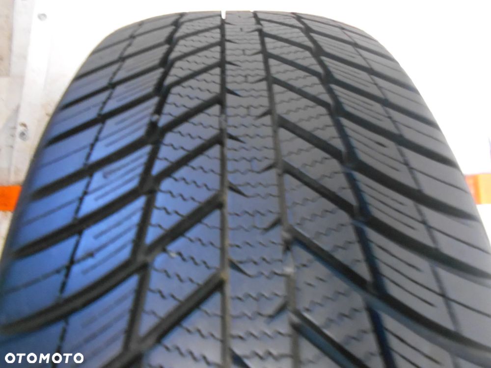 OPONA POJEDYNKA 225/55R18 NEXEN NBLUE 4SEASON SUV DOT 0825 8.4MM - 2