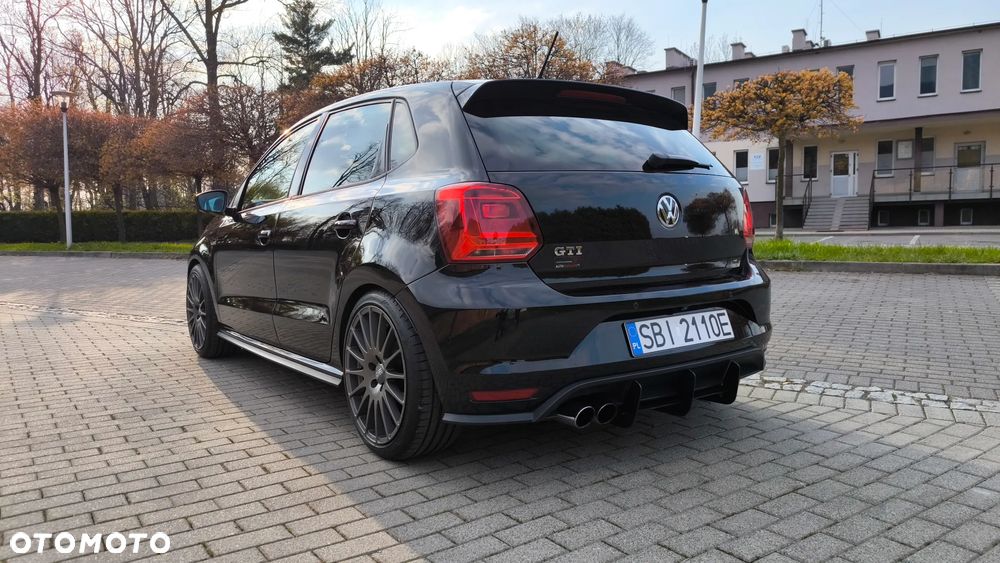 Volkswagen Polo 1.8 TSI (Blue Motion Technology) DSG GTI - 2