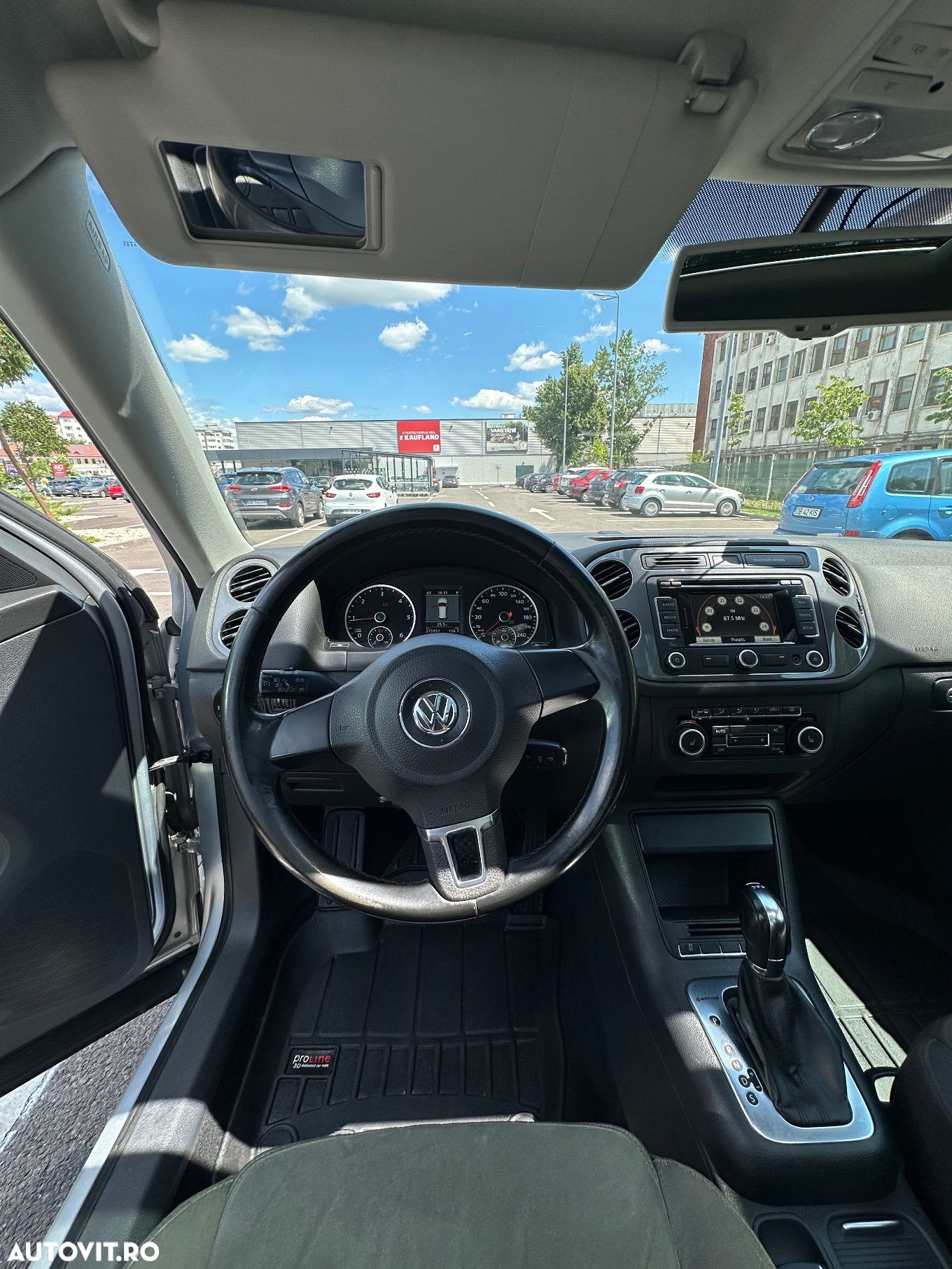 Volkswagen Tiguan 2.0 TDI 4Motion DSG Sport & Style - 15