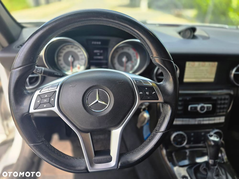 Mercedes-Benz SLK - 11