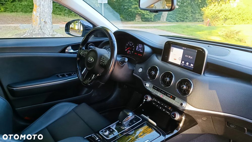 Kia Stinger 2.0 T-GDI GT Line - 9