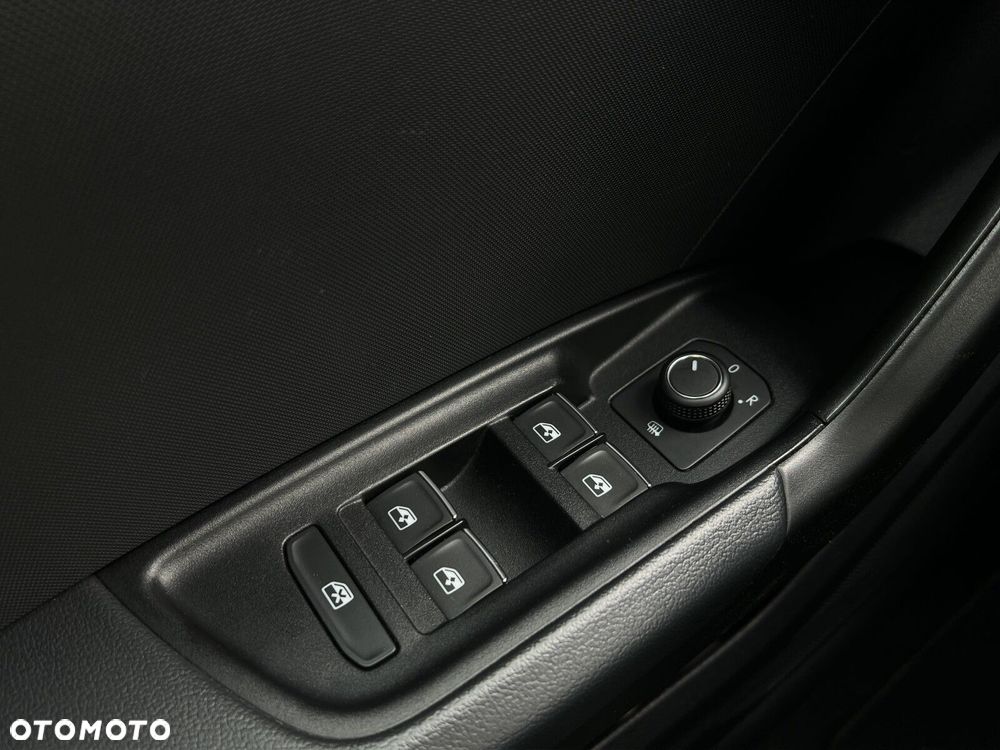 Audi A1 Sportback 35 TFSI Advanced S tronic - 21