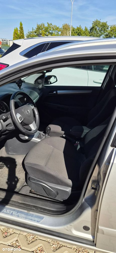 Opel Astra 1.8 Sport - 7