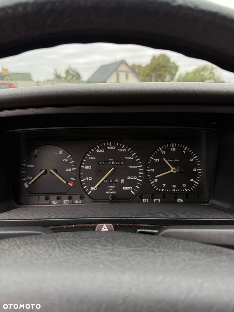 Volkswagen Passat 1.8 GL - 12