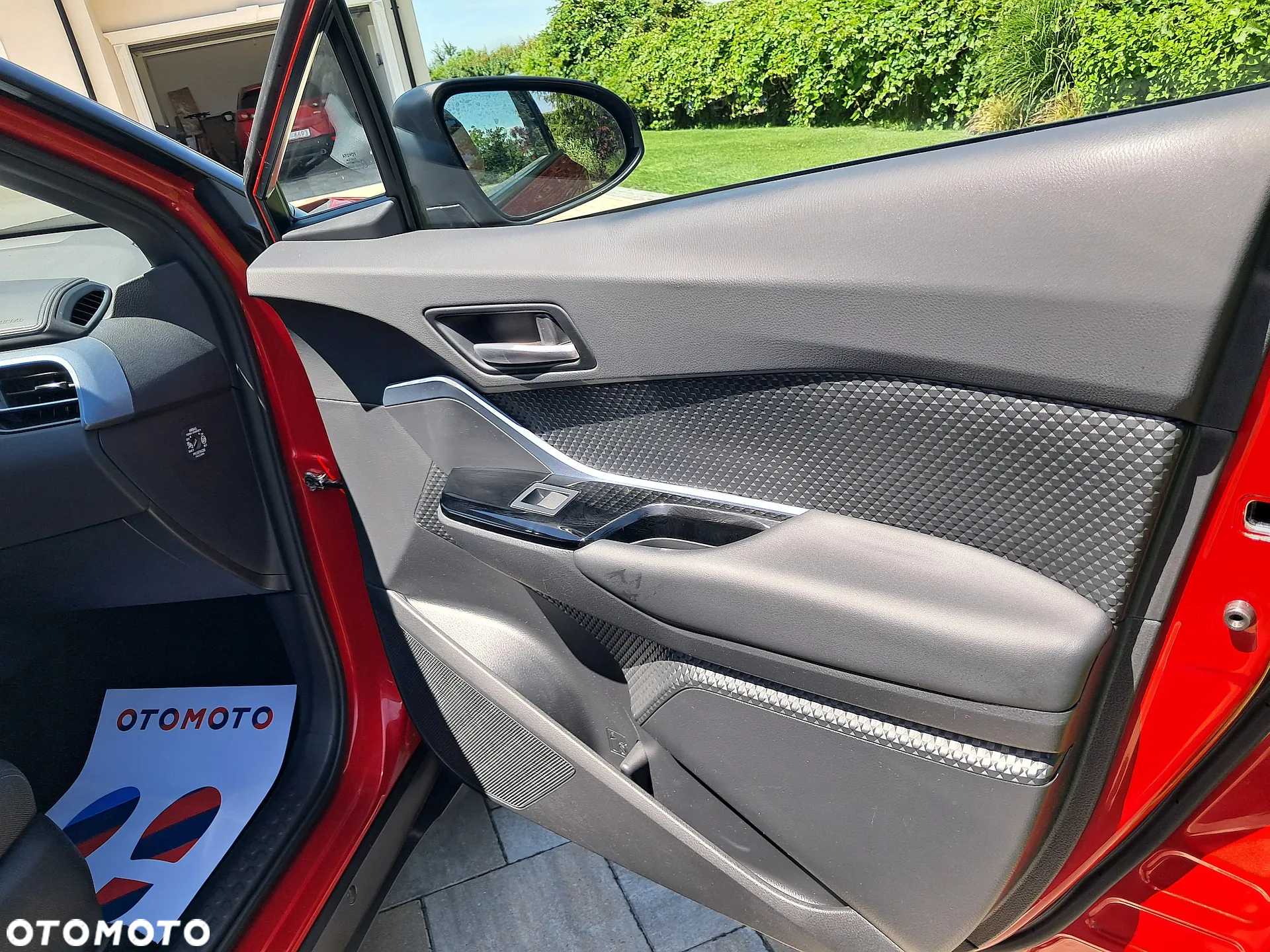 Toyota C-HR - 31