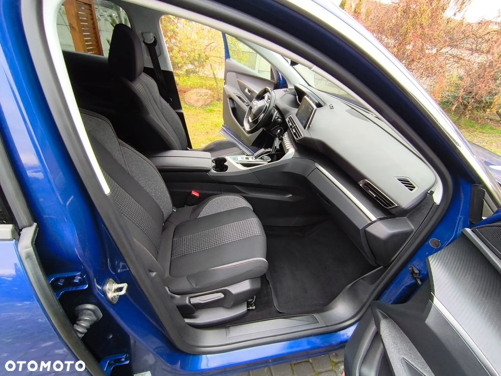 Peugeot 3008 PureTech 130 Stop & Start GPF EAT8 Allure - 12