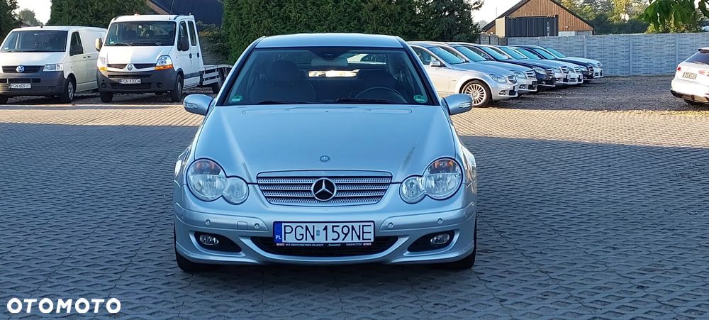 Mercedes-Benz Klasa C - 19