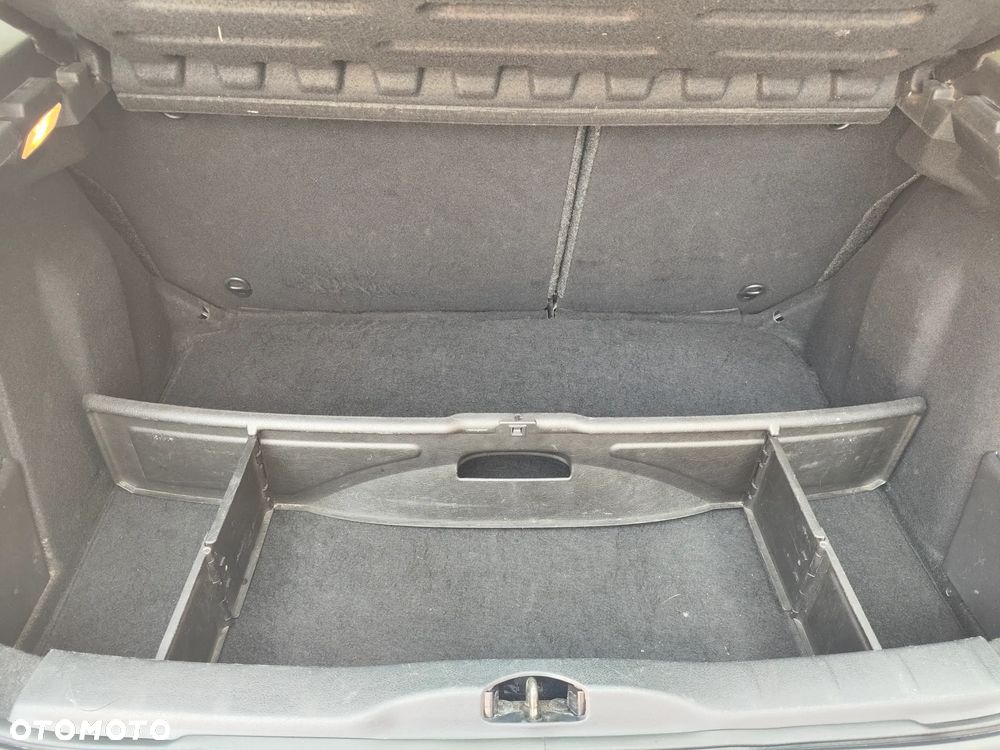 Citroën C4 1.6 16V Impress - 9