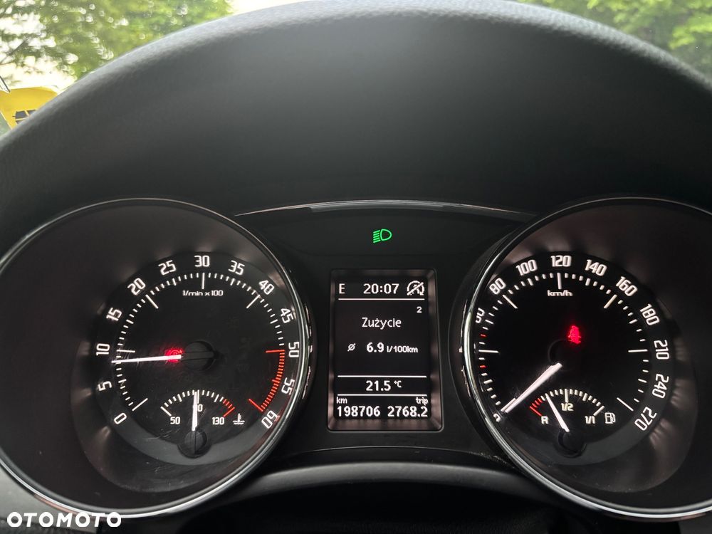 Skoda Superb 2.0 TDI Business DSG - 33