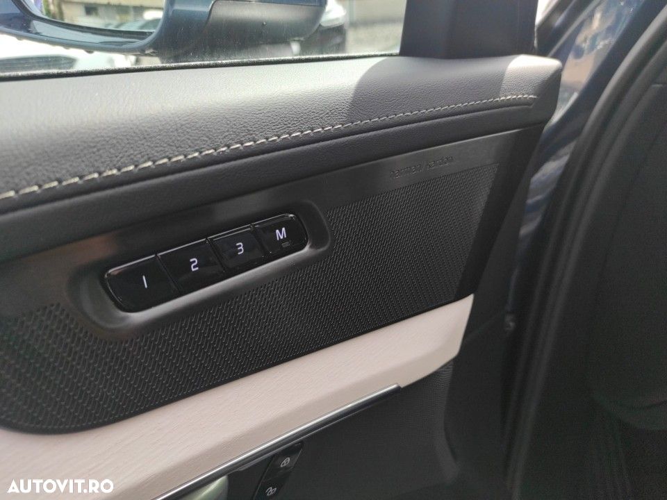 Volvo XC 90 - 21