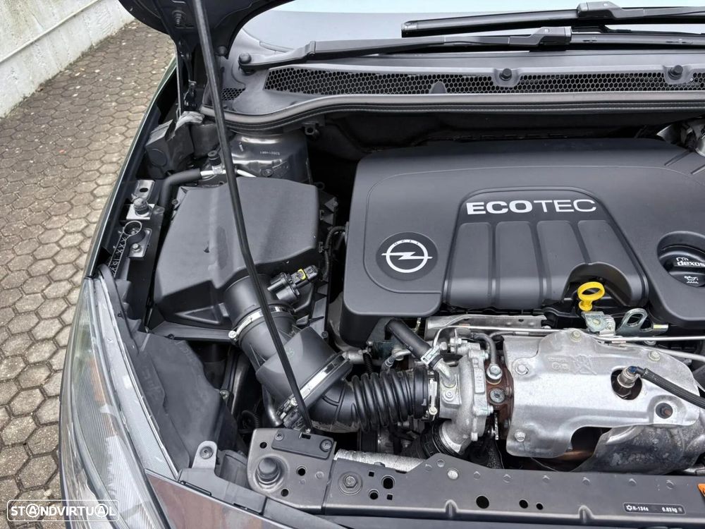 Opel Astra Sports Tourer 1.6 CDTi Executive S/S - 18