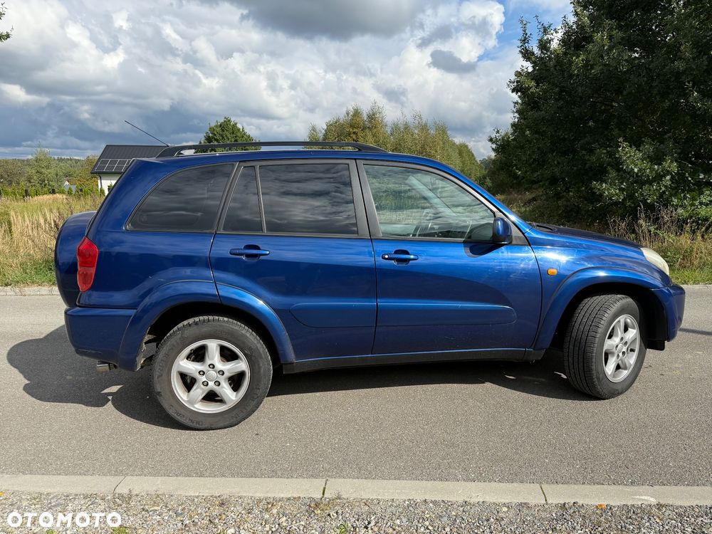 Toyota RAV4 2.0 VVT-i 4x4 - 10