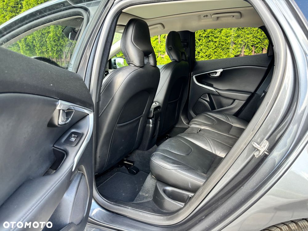 Volvo V40 - 8