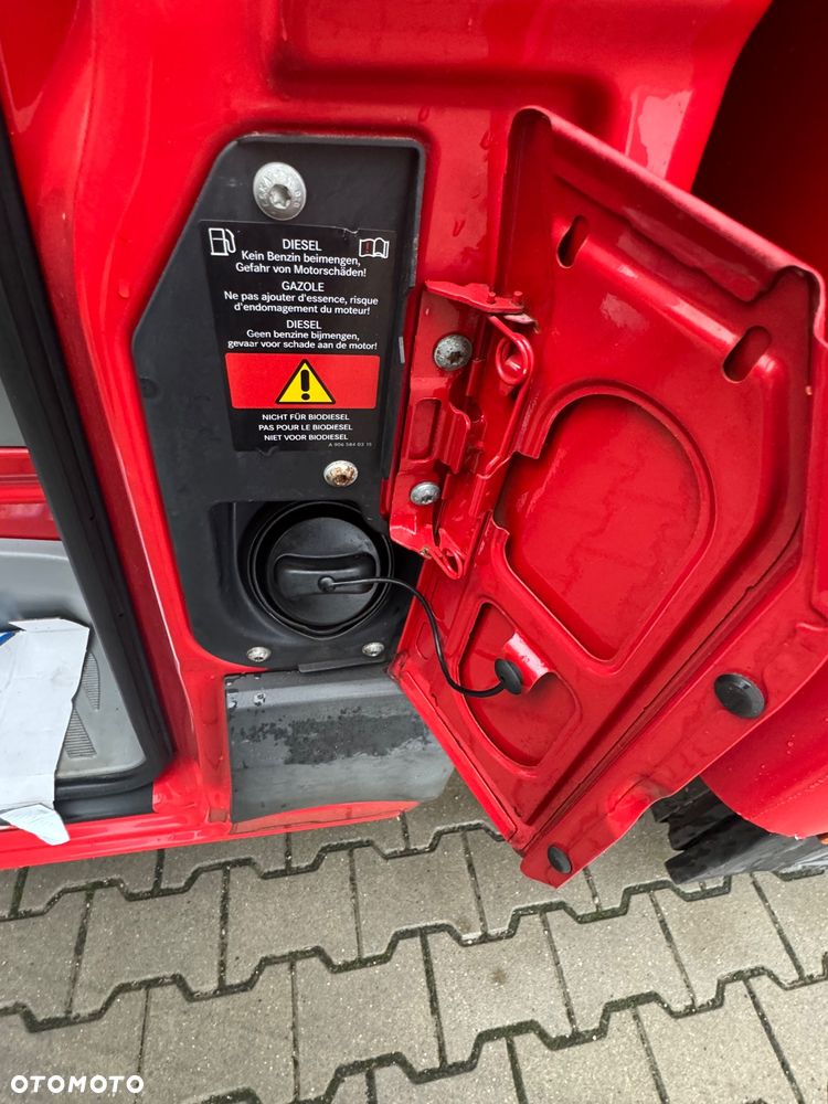 Mercedes-Benz Sprinter - 22