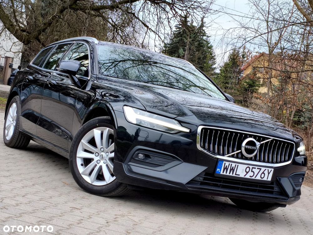 Volvo V60 B4 D Geartronic Momentum Pro - 1