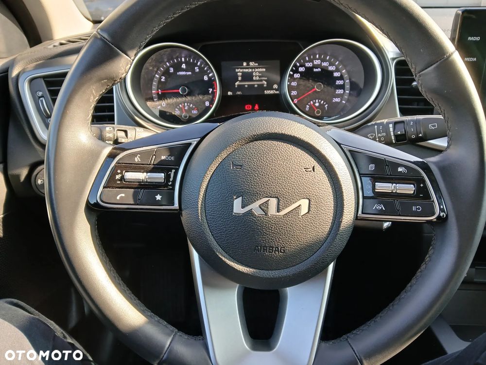 Kia XCeed 1.5 T-GDI M - 8