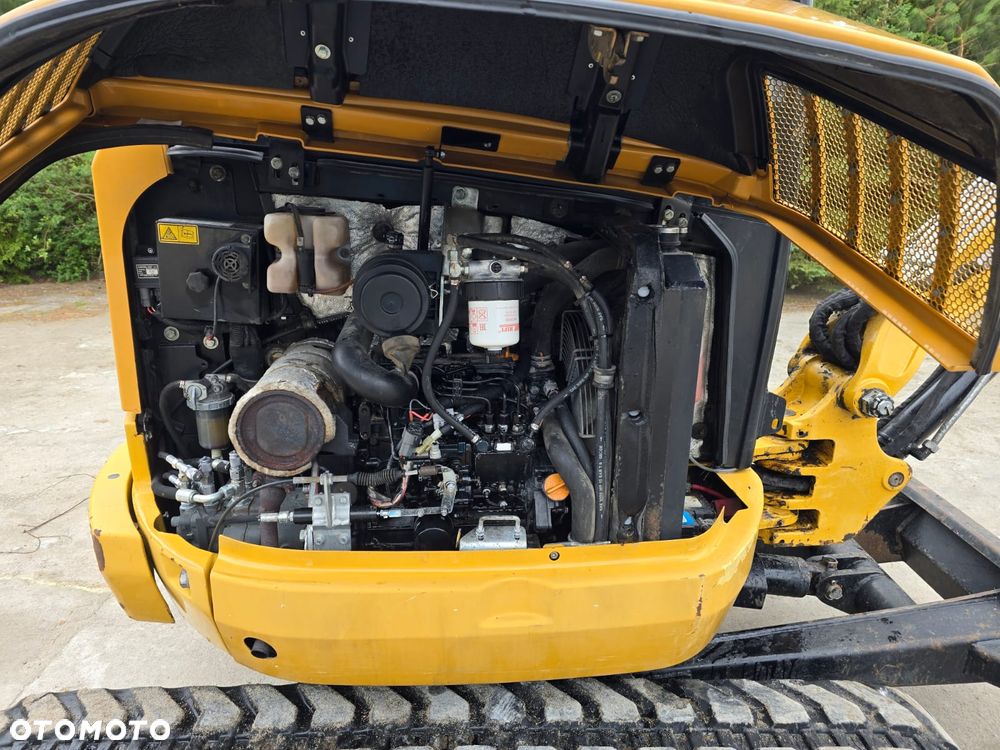 Caterpillar 302.7 - 11