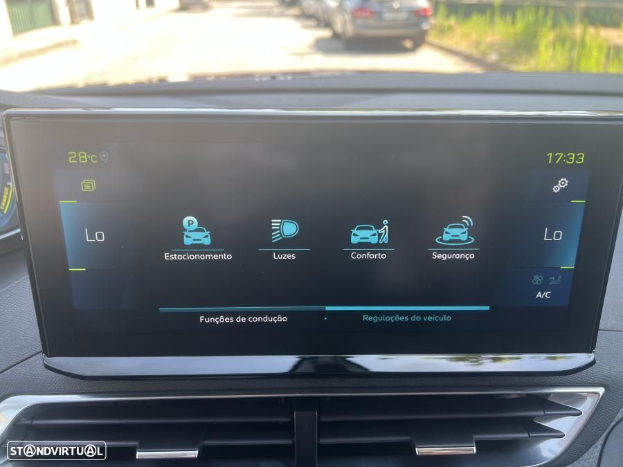 Peugeot 3008 225 e-EAT8 Roadtrip - 42