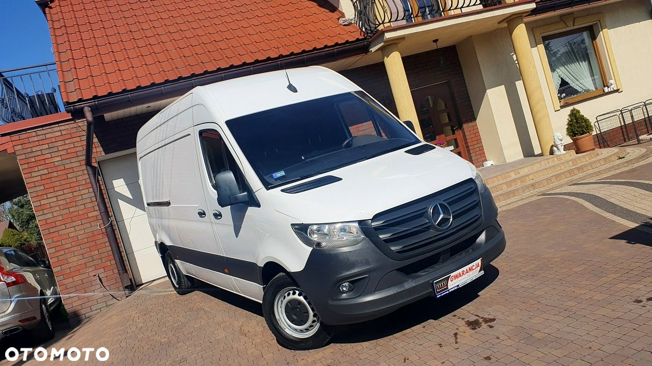 Mercedes-Benz Sprinter - 5