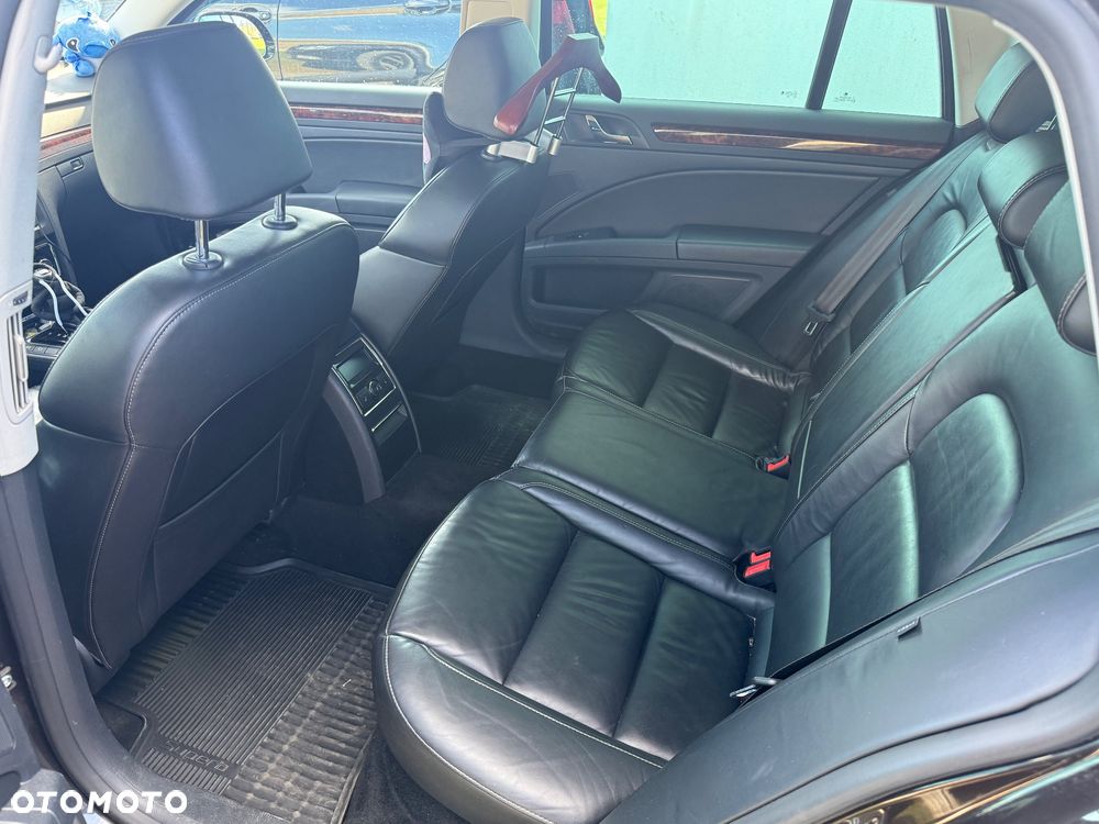 Skoda Superb 2.0 TDI Business DSG - 10