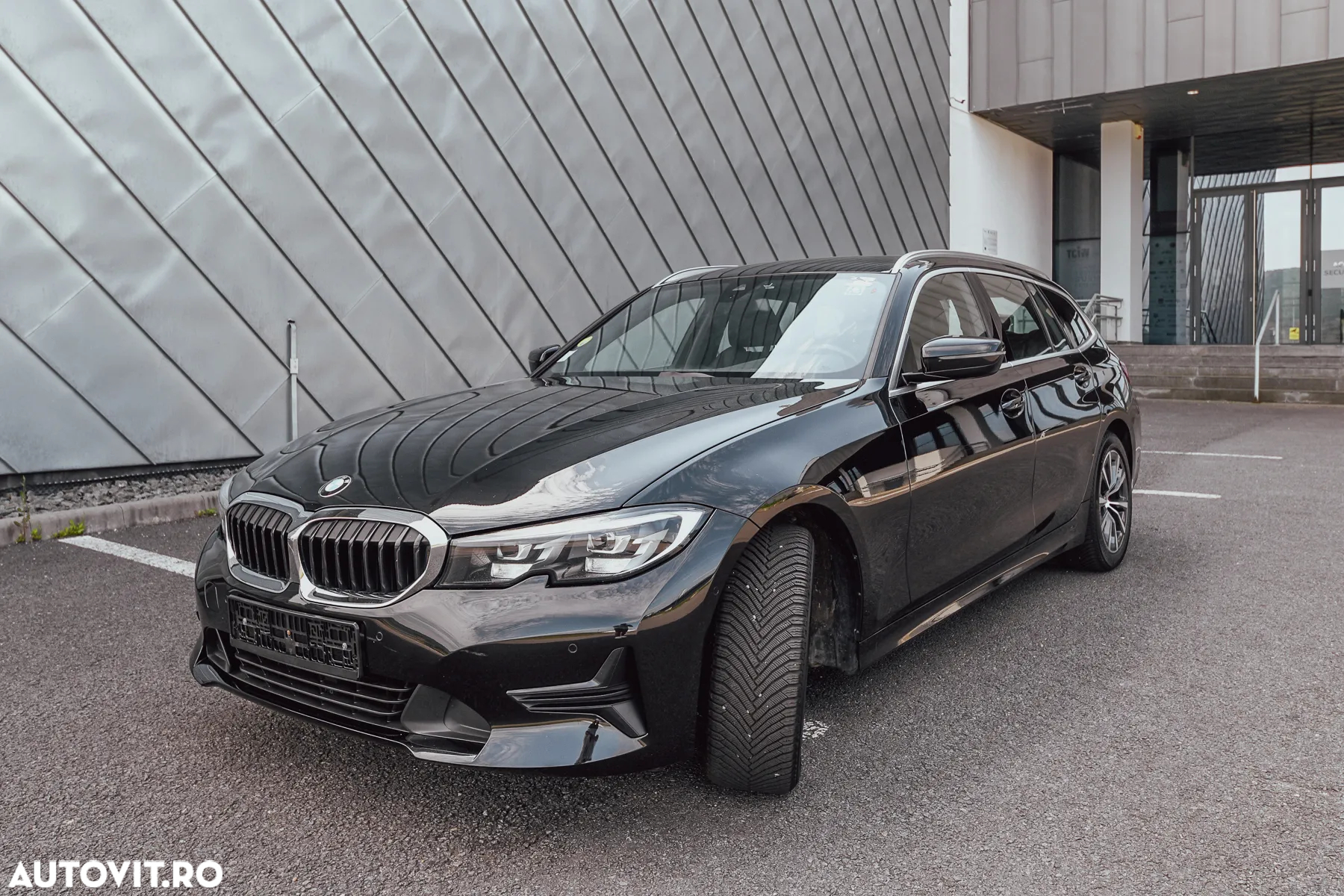 BMW Seria 3 318d Touring Aut. - 5