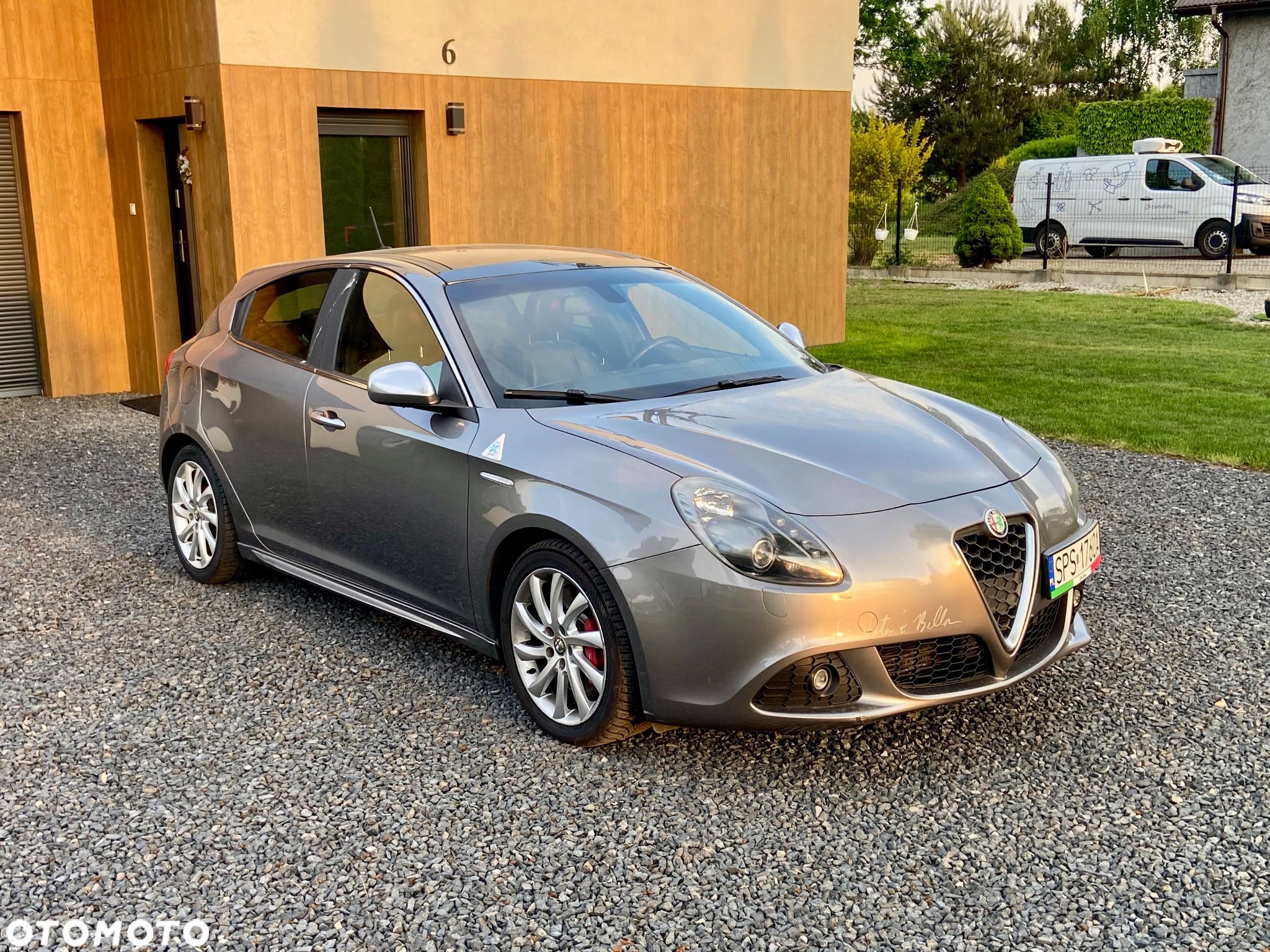 Alfa Romeo Giulietta 1750 TBi Quadrifoglio Verde - 1
