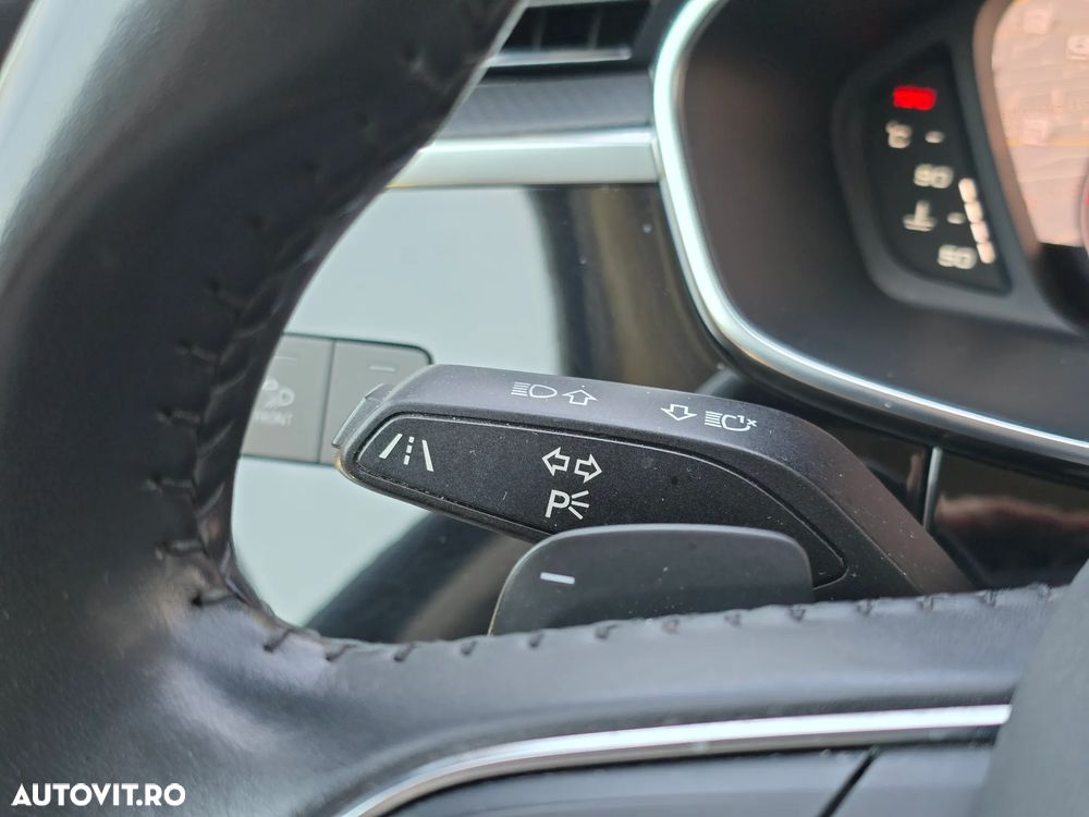 Audi Q3 35 TDI S tronic - 24