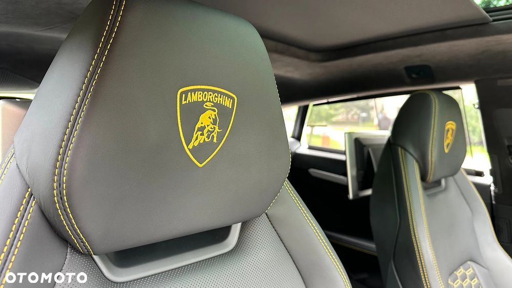 Lamborghini Urus - 19