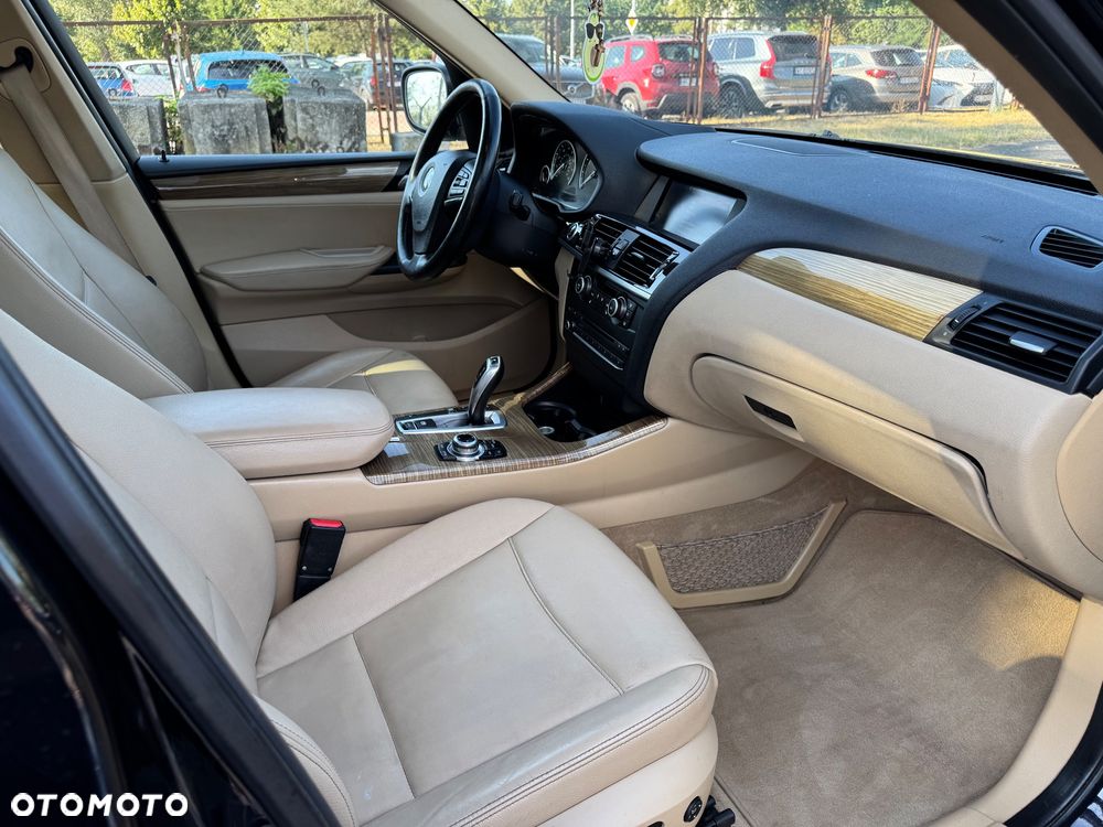 BMW X3 xDrive28i - 12