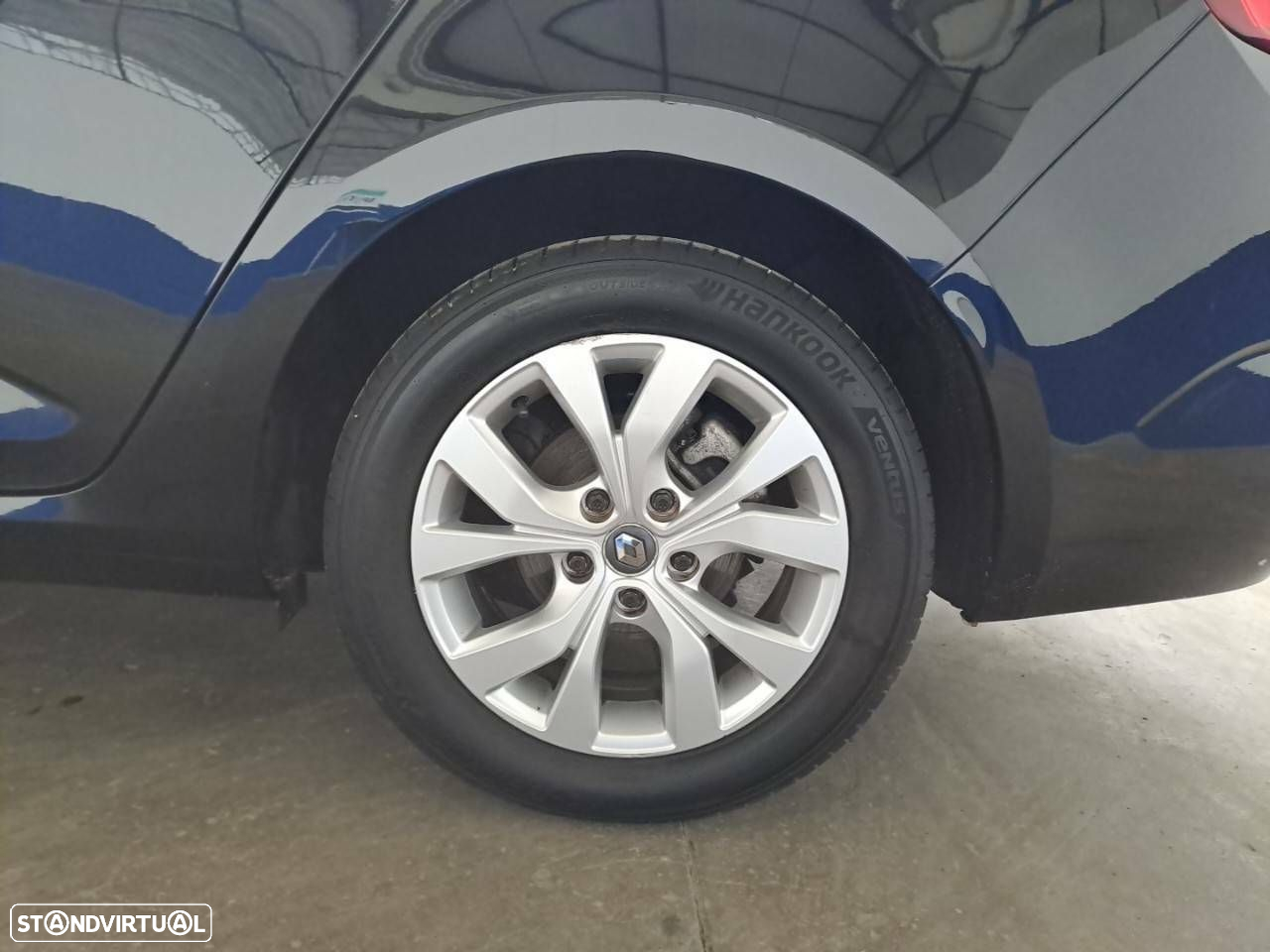 Renault Mégane 1.5 Blue dCi Limited - 11