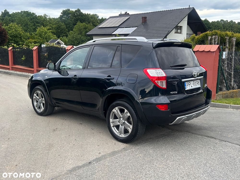Toyota RAV4 2.2 D-4D 4x4 Automatik Travel - 4