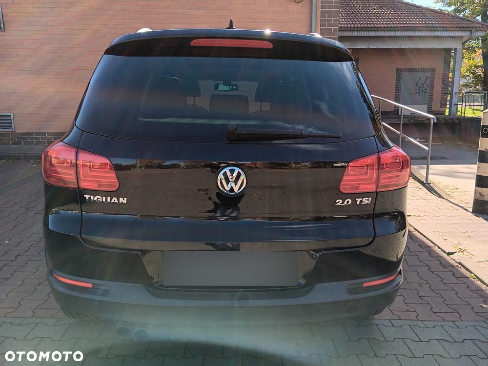Volkswagen Tiguan - 4