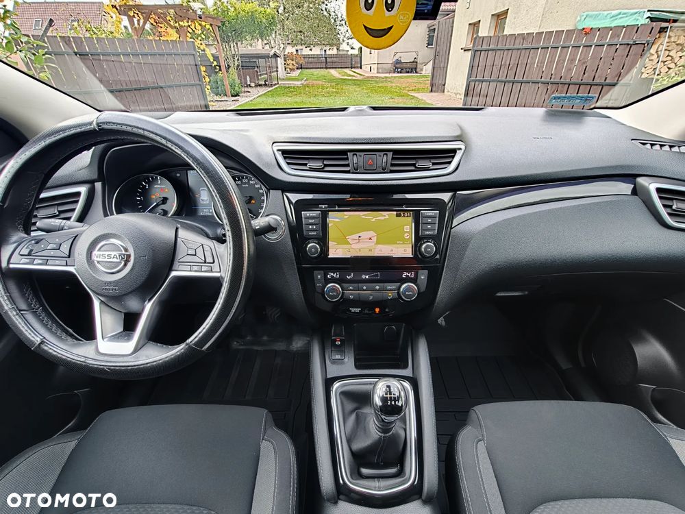 Nissan Qashqai 1.5 dCi N-Connecta - 18