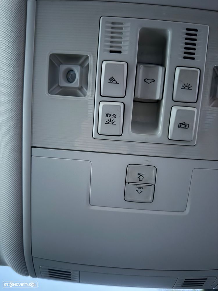 VW Passat Variant 2.0 TDI Highline DSG 4Motion - 42