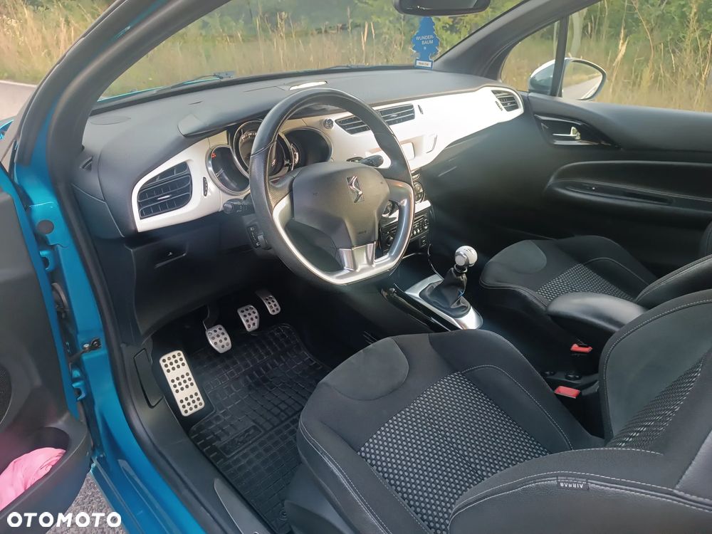 Citroën DS3 1.6 HDi SportChic - 15