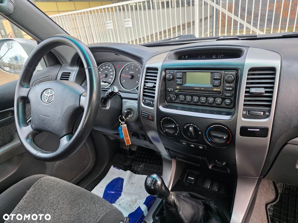 Toyota Land Cruiser 3.0 D Sol - 9