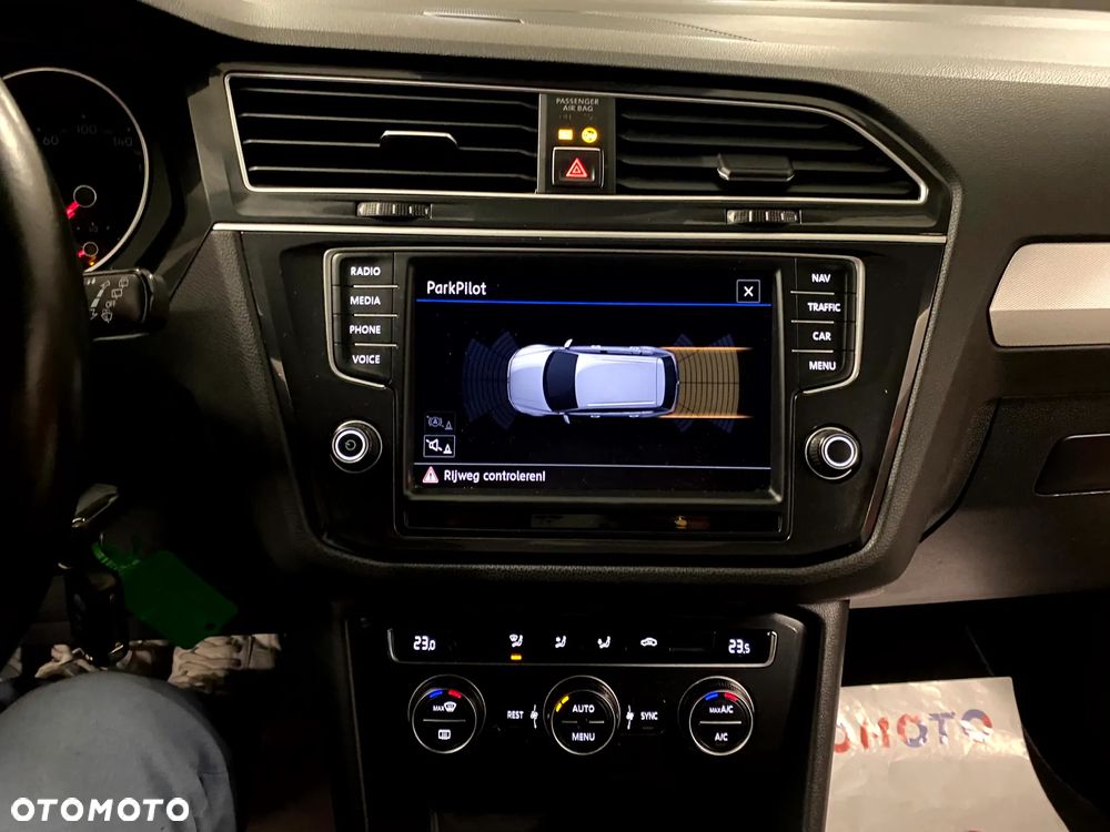 Volkswagen Tiguan 2.0 TDI BMT SCR Comfortline - 16