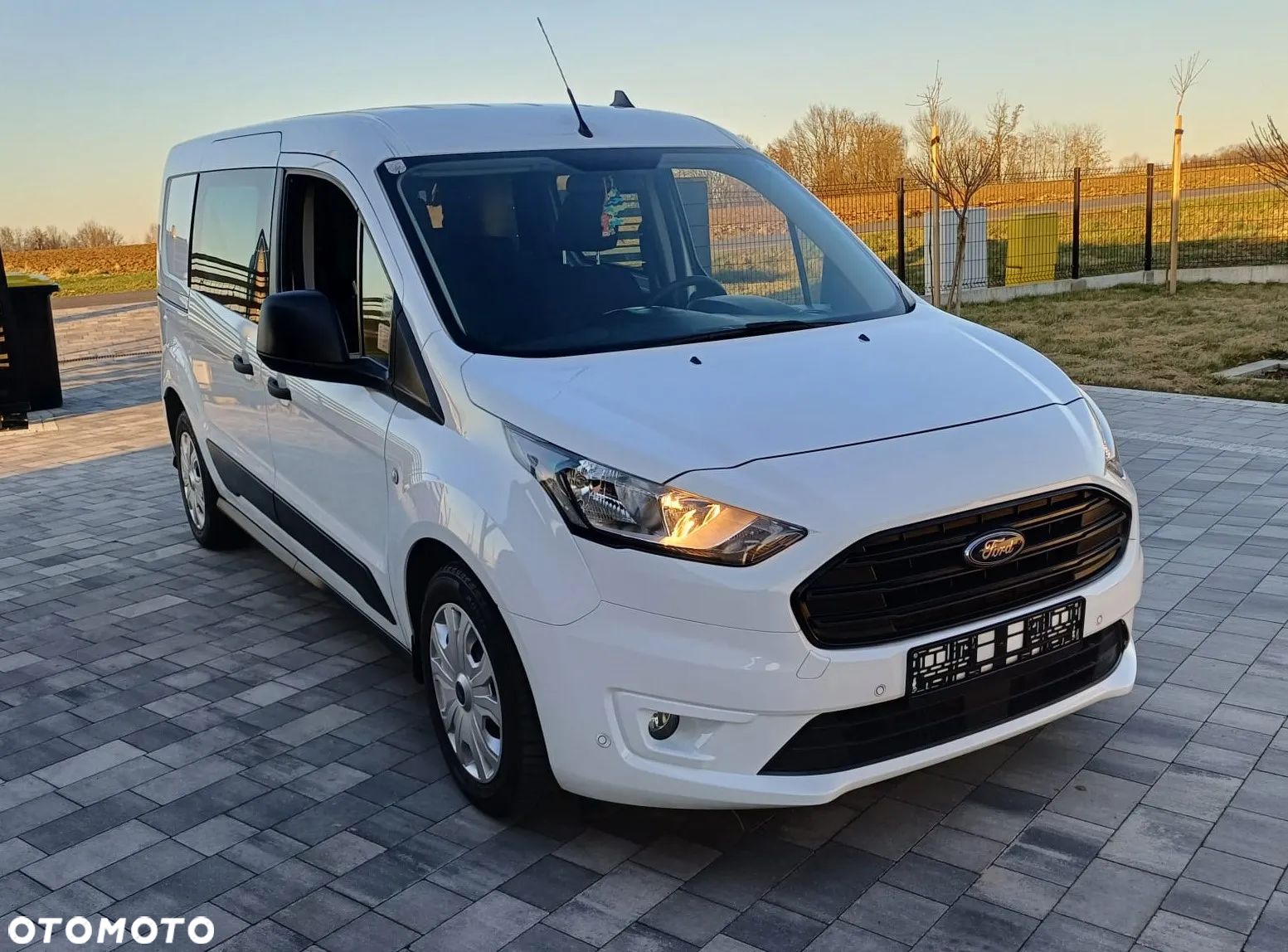 Ford Transit Connect - 1