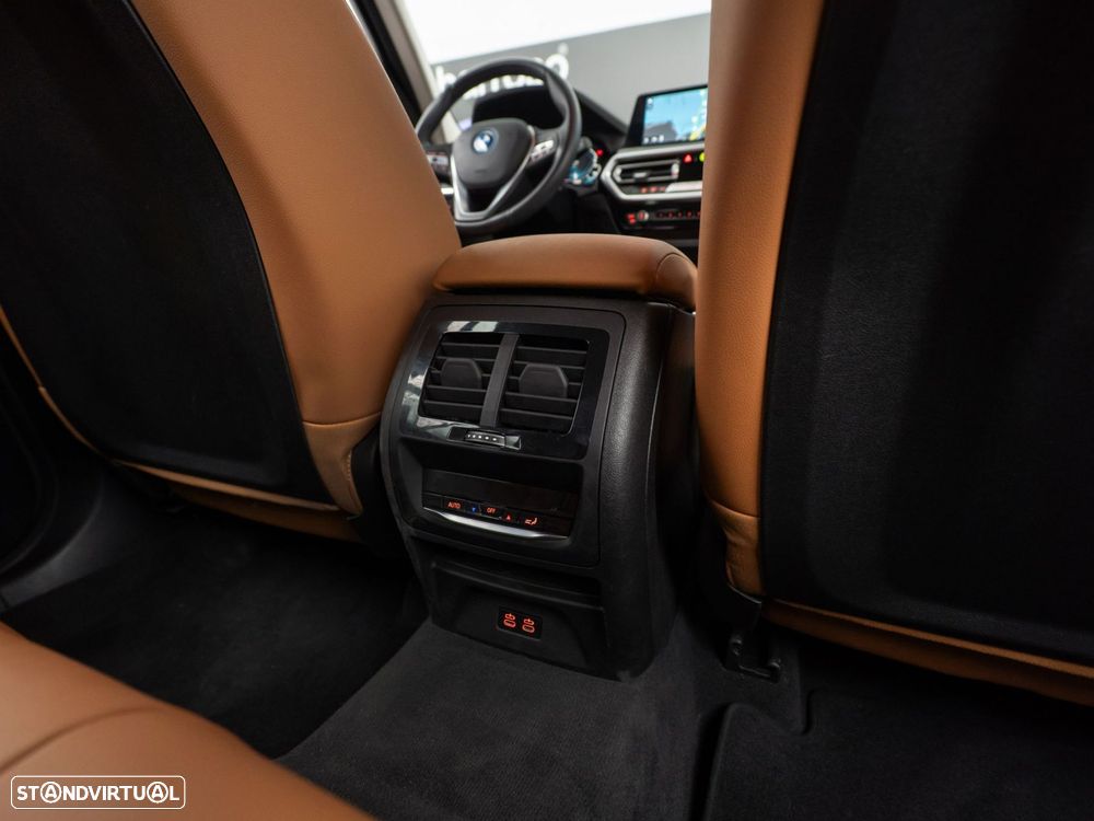 BMW X3 30 e xDrive - 40