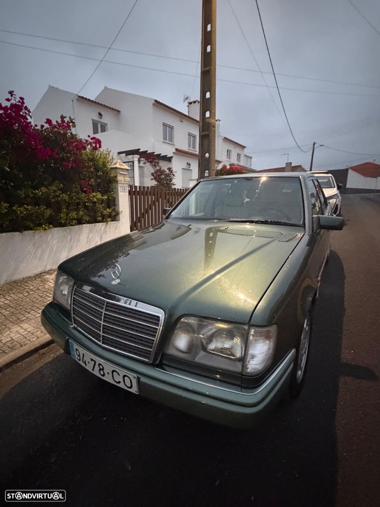 Mercedes-Benz W124 (1984-1997) 250 D Turbo - 4
