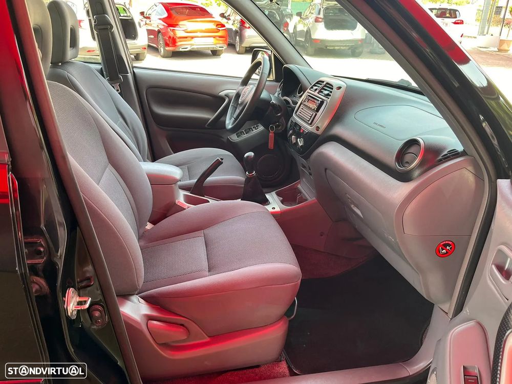 Toyota RAV4 2.0 Pack 1 - 11