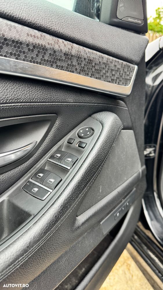 BMW Seria 5 520d xDrive AT - 18